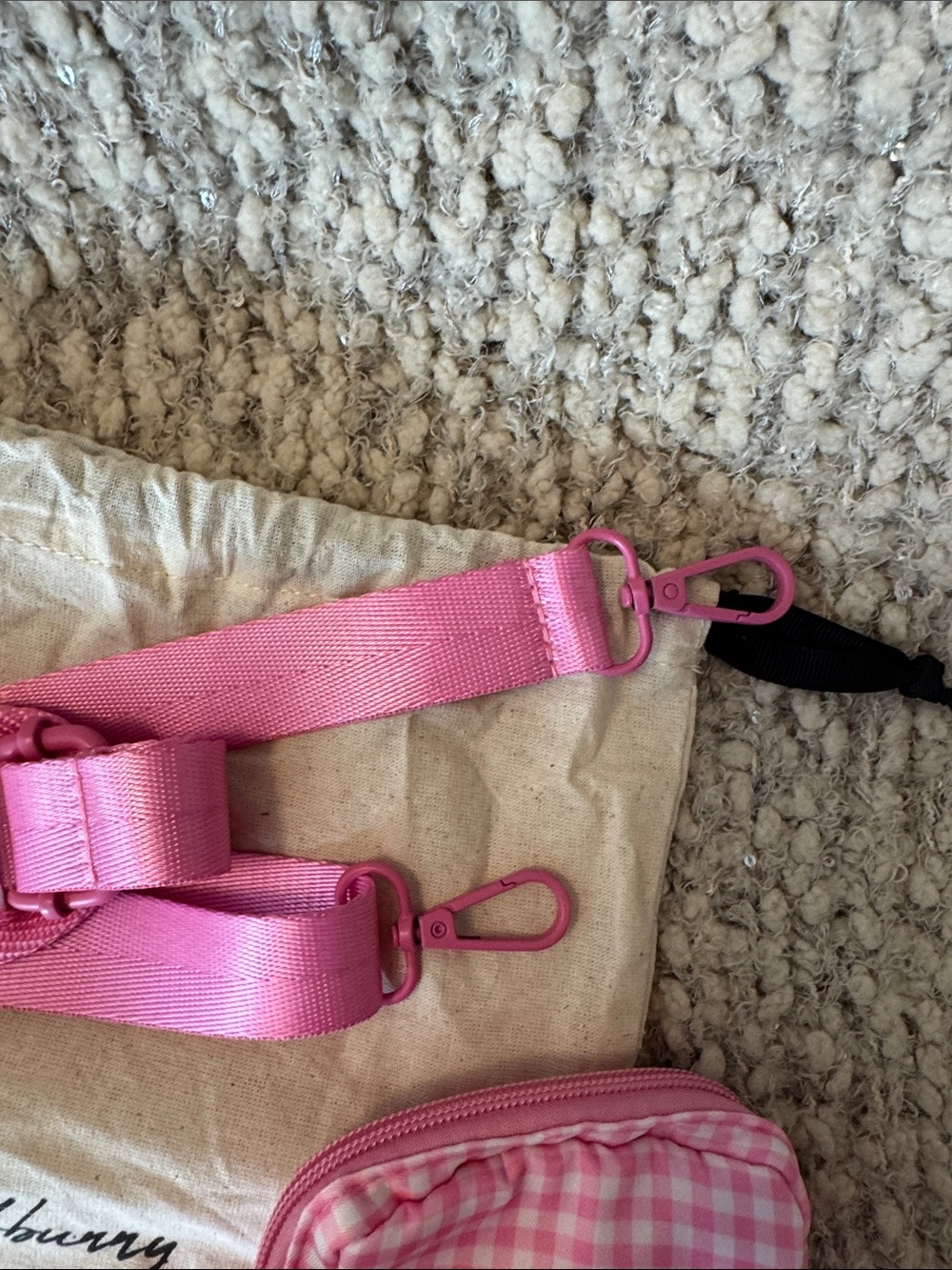 BuffBunny Pink Gingham Water Bottle Bag/Organizer/Sleeve - Picture 3 of 8